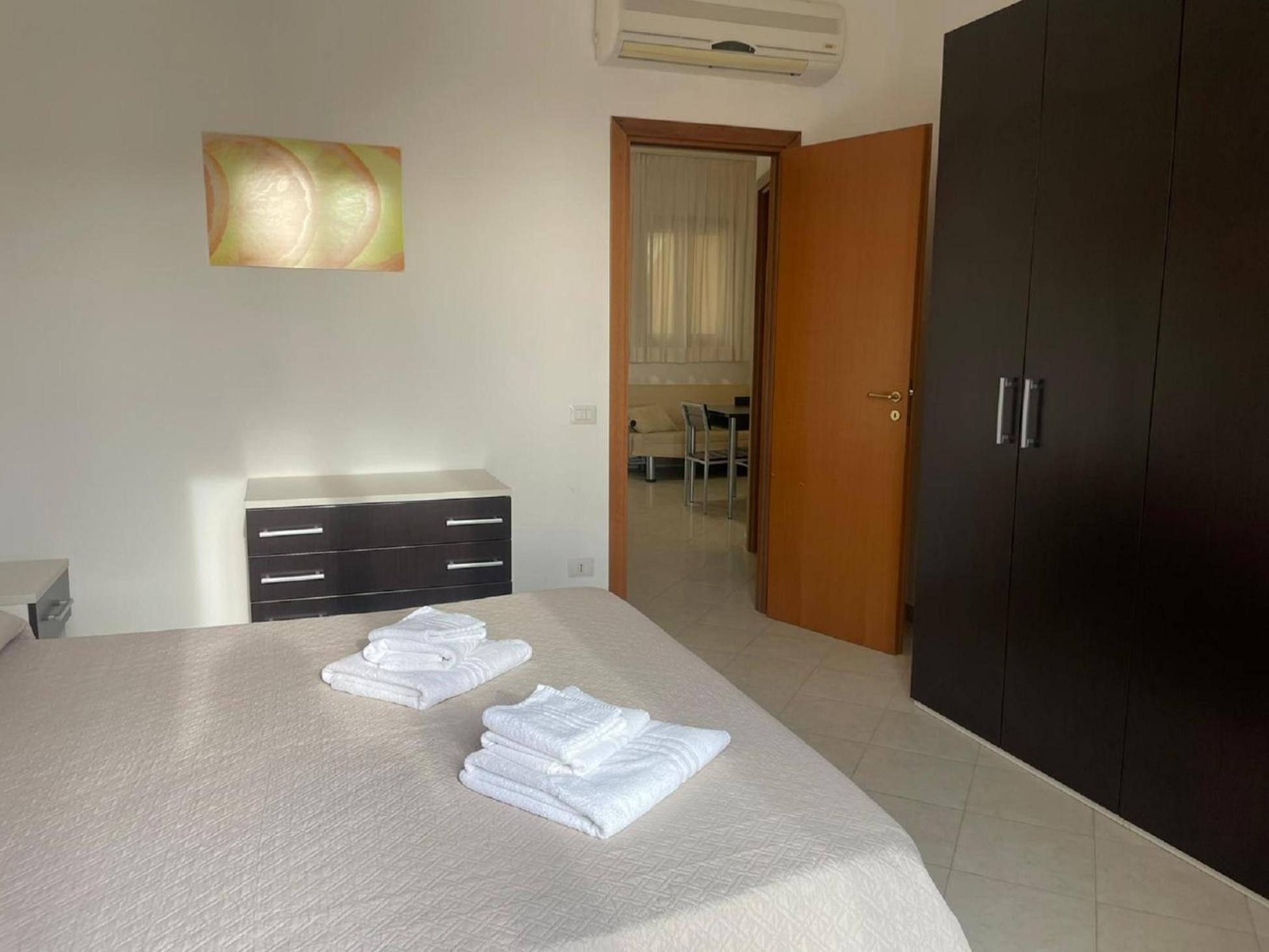 トラーパニ Casa Vacanze Tridenteヴィラ エクステリア 写真