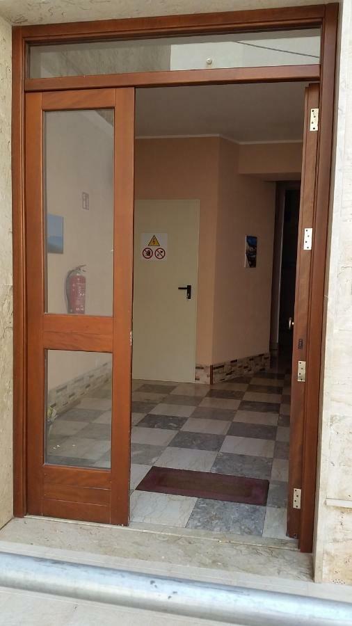 トラーパニ Casa Vacanze Tridenteヴィラ エクステリア 写真